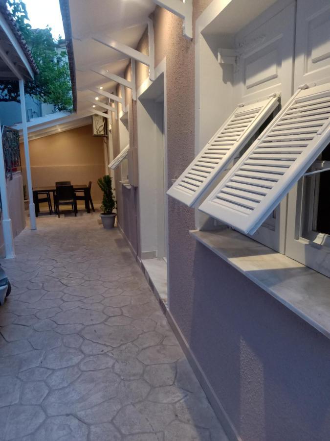 Menegis Apartment Zakynthos stad Exteriör bild